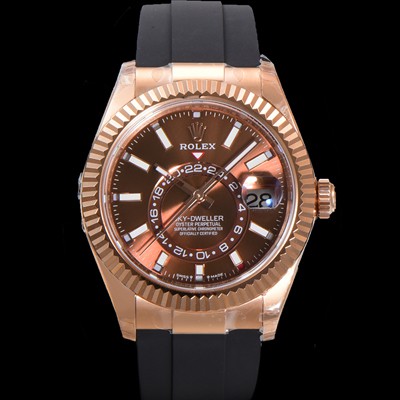 레플리카 [로렉스] 남성용 스카이더웰러 m336235-0002 18K 로즈골드 42mm 오토매틱 Cal.9002 타입 우레탄줄 초콜렛 다이얼 rol5312  