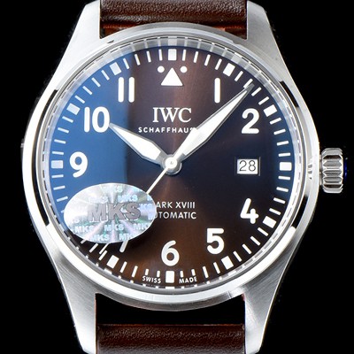 레플리카 [아이더블유씨] 남성용 파일럿 워치 마크 XVIII IW327003 컬렉션 40mm 브라운 다이얼 오토매틱 무브먼트 iwc4075  