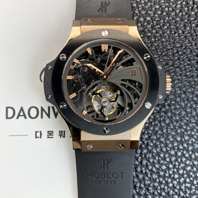 레플리카 [휴블렛] 남성용 빅뱅 18K 로즈골드 투어빌론 탑재 무브먼트 스켈레톤 다이얼 hub2156  