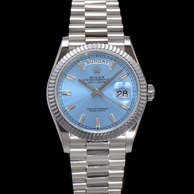 레플리카 [로렉스] 남성용 New 데이데이트 m128236-0009 무게173g 플래티넘 프레지던트 36mm 오토매틱 Cal.2836-2 타입 아이스 블루 바게트 다이얼 rol5411  