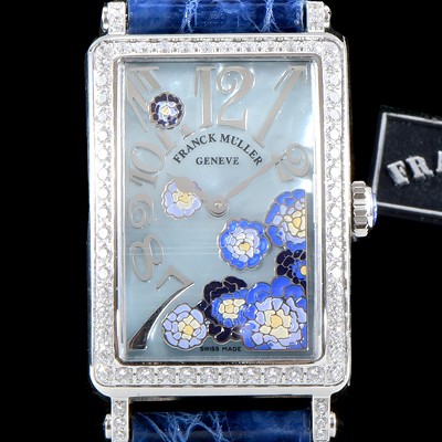 레플리카 [프랭크뮬러] 여성용 롱아일렌드 952 QZ ORC D 1R 컬력션 최상급 퀄리티의 쥬얼셋팅 케이스 마더 오브 펄 다이얼 스위스 쿼츠 무브먼트 FRA0413  