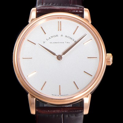 레플리카 [아랑게운트죄네] 남성용 색소니아 씬 211.033 랑게 39미리 18k 로즈골드 화이트 다이얼 오토매틱 무브먼트 LAN40875  
