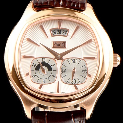 레플리카 [피아제] 남성용 엠퍼라도 G0A32017 쿠썽 시계 세컨드 타임존 18K 로즈골드 케이스 화이트 기요쉐 다이얼 Cal.850P 타입 오토매틱 무브먼트 PIA4253  