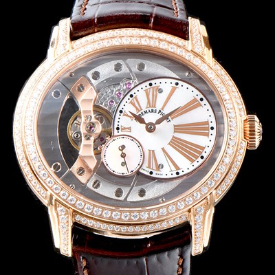 레플리카 [오데마피게] 남성용 밀레어리 럭셔리 베젤 투라인 77247OR.ZZ.A812CR.01 18K 로즈골드 실버&골드 스켈레톤 다이얼 오토매틱 무브먼트 AUD0115  