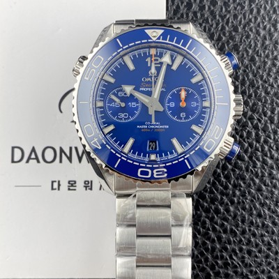 레플리카 [오메가] 남성용 씨마스터 신제품 215.30.46.51.03.001 플래닛 오션 600m 코액시얼 마스터 크로노미터 45.5mm 크로노그래프 오토매틱 Cal.9900 타입 블루 다이얼 omg0249  