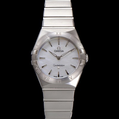 레플리카 [오메가] 여성용 컨스틀레이션 131.10.28.60.05.001 쿼츠 무브먼트 28mm 화이트 자개 다이얼 omg0143  