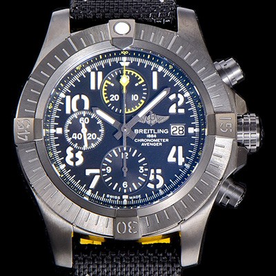 레플리카 [브라이틀링]남성용  어벤져 크로노그래프 45미리 나이트미션 DLC코팅 티타늄 오토매틱 블백다이얼  BRE81632  