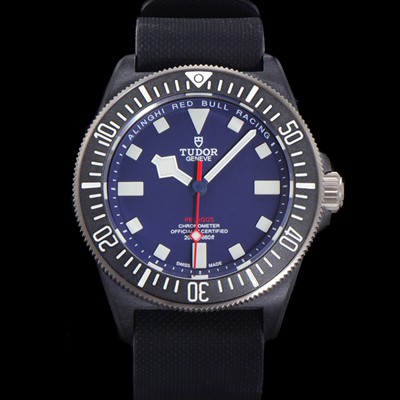 레플리카 [튜더] 남성용 폴라고 베스트 에디션 포지드 카본 M25707KN-0001 오토매틱 무브먼트 블루 다이얼 tud4248  