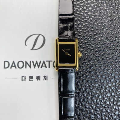 레플리카 [까르띠에] 여성용 탱크 루이스 미니 WGTA0212 18K 옐우골드 24mm 가죽줄 쿼츠 무브먼트 블랙 다이얼 car69376  