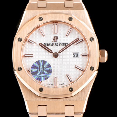 레플리카 [오데마피게] 남성용 로얄오크 67650OR.OO.1261OR.01 18K 로즈골드 화이트 와플 다이얼 브레이슬릿 쿼츠 무브먼트 AUD0250  