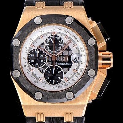 레플리카 [오데마피게] 신형모델!! 로얄오크 오프쇼어 화이트 메가 태피스리 패펀 다이얼 오토매틱 무브먼트 AUD61471  