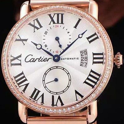 레플리카 [까르띠에] 남성용 롱드더 까르띠에 서브 세컨즈 18k 로즈골드 쥬얼 다이아몬드 베젤 물결무늬 화이트 다이얼 블랙 로마 인덱스 스위스 ETA 2824-A2오토매틱 무브먼 CAR0301  