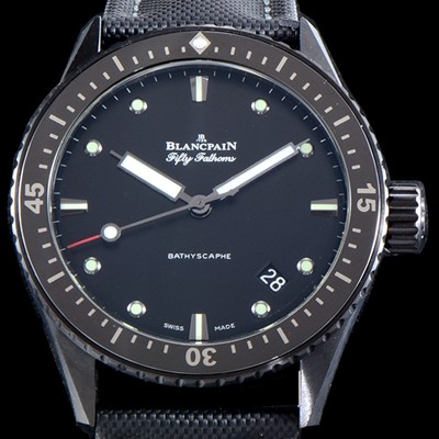 레플리카 [블랑팡] 남성용 VIP타입 최고의 퀄리티 피프티 패덤스 5000-0130-B52 A ZF 바티스카프 리얼 세라믹 베젤 UP!! 칼리버1315 다이버 워치 블랙 다이얼 오토매틱 무브먼트 BLA4232  