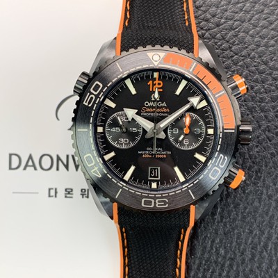 레플리카 [오메가] 남성용 씨마스터 신제품 215.92.46.51.01.001 플래닛 오션 600m 코액시얼 마스터 크로노미터 45.5mm 크로노그래프 오토매틱 Cal.9900 타입 블랙 다이얼 omg0207  
