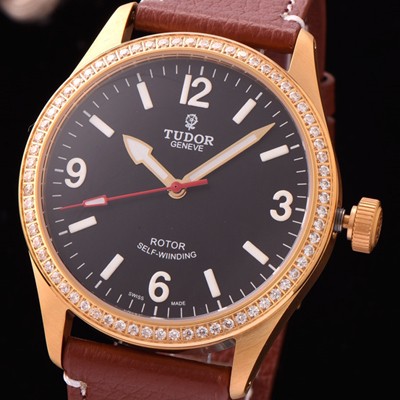 레플리카 [튜더] 남성용 헤리티지 블랙 다이얼 오토매틱 무브먼트 TUD4220  