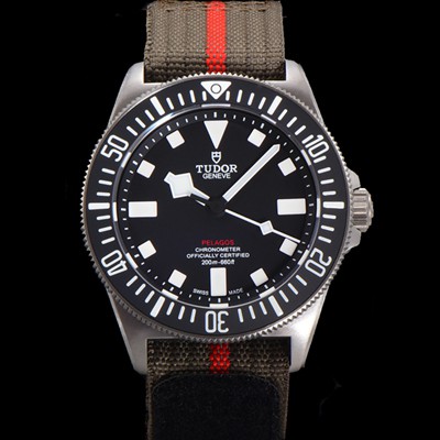 레플리카 [튜더] 남성용 폴라고 베스트 에디션 티타늄 M25717N-0001 오토매틱 무브먼트 블랙 다이얼 tud4247  