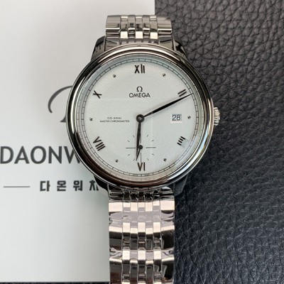 레플리카 [오메가] 남성용 드빌 스몰 434.10.41.20.02.001 세컨즈 마스터 크로노미터 41mm 오토매틱 Cal.8802 타입 실버 다이얼 omg0210  