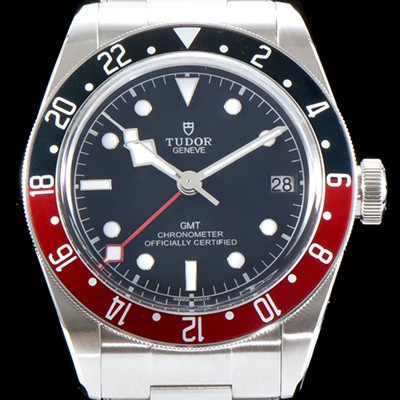 레플리카 [튜더] 남성용 바젤월드 블랙 베이 M79830RB-0001 지엠티!! 듀얼 타임 블랙/레드 투톤 24시간 회전 베젤 블랙 다이얼 브레이슬릿 스위스 ETA 2824-A2 오토매틱 무브먼트 tud5125  