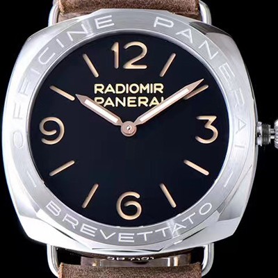레플리카 [파네라이] 남성용 라디오미르 3 데이즈 PAM00685 아치아이오 블랙 샌드위치 다이얼 PAM42013  
