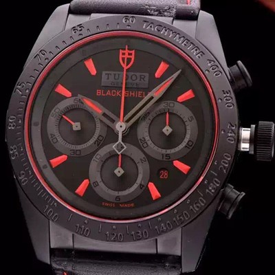 레플리카 [튜더] 남성용 패스트라이더 블랙쉴드 42000CR 신형모델 크로노그래프 블랙 PVD 특수 코팅처리 블랙 텍스쳐다이얼 오토매틱 무브먼트 TUD4205  