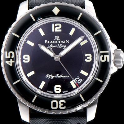 레플리카 [블랑팡] 남성용 피프티 패덤스 5015C-1130-52B 아쿠아렁 다이버 워치 블랙 다이얼 스위스 ETA 2836-2오토매틱 무브먼트 BLA4200  