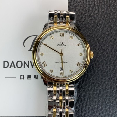 레플리카 [오메가] 남성용 드빌 프레스티지 424.20.40.20.02.005 오토매틱 Cal.8800타입 40mm 18K 옐로우골드 메탈줄 화이트 다이얼 omg20219  