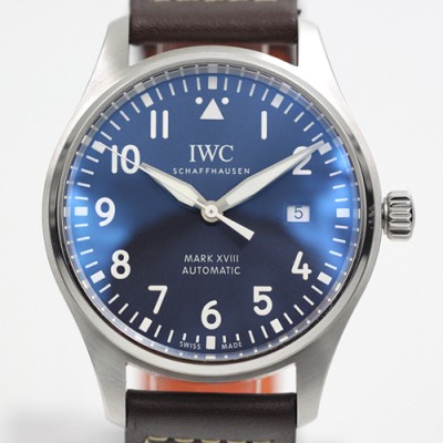 레플리카 [아이더블유씨] 남성용 파일럿 워치 마크 XVIII IW327004 어린왕자 에디션 센트럴 해킹 세컨즈 40mm 블루 다이얼 오토매틱 무브먼트 iwc4074  