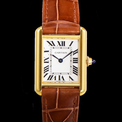 레플리카 [까르띠에] 여성용 신상 탱크 W1529856 실버 다이얼 29mm 옐로우골드 악어가죽 쿼츠 무브먼트 car69360  