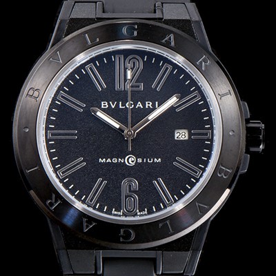 레플리카 [불가리] 남성용 신상품 업데이트!! 디아고노 102307 DG41C14SMCVD 마그네슘 PVD 블랙 다이얼 오토매틱 무브먼트 BVL4250  