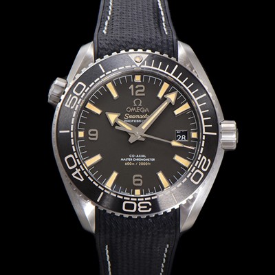 레플리카 [오메가] 남성용 씨마스터 신제품 215.32.44.21.01.002 플래닛 오션 600m 코-액시얼 마스터 크로노미터 43.5mm 오토매틱 Cal.8900 타입 우레탄줄 딤그레이 다이얼 omg20252  