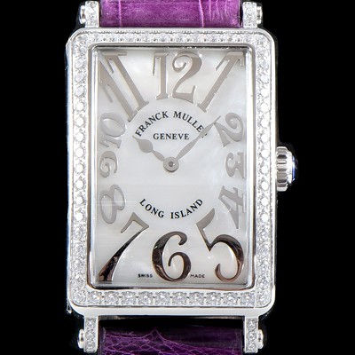 레플리카 [프랭크뮬러] 여성용 롱아일렌드 952 QZ REL 컬력션 최상급 퀄리티의 쥬얼셋팅 케이스 화이트 마더 오브 펄 다이얼 스위스 쿼츠 무브먼트 FRA0452  