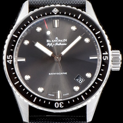 레플리카 [블랑팡] 남성용 피프티 패덤스 5000-1110-B52A 바티스카프 칼리버1315 다이버 워치 티타늄 베젤 그레이 다이얼 오토매틱 무브먼트 BLA4230  