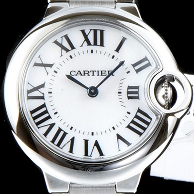 레플리카 [까르띠에] 남성용 발롱블루 드 까르띠에 W6920084 28-33-36mm 사이즈 화이트 다이얼 브레이슬릿 스위스 정품 쿼츠 무브먼트 CAR0040  