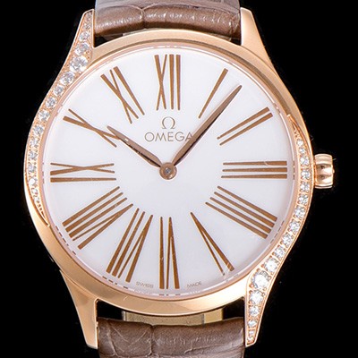 레플리카 [오메가]여성용 드빌 트레저 금장 다이아몬드 36미리 쿼츠 화이트다이얼 OMG26980  