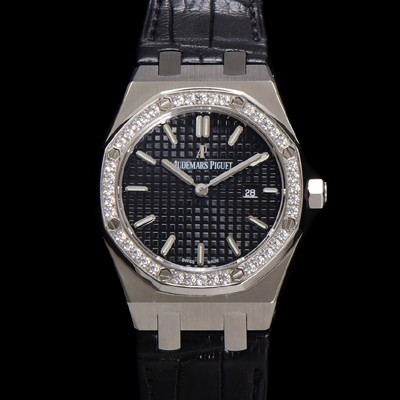 레플리카 [오데마피게] 여성용 로얄오크 67651ST.ZZ.D002CR.01 악어가죽줄 33mm 쿼츠 무브먼트 블랙 와플 다이얼 aud6516  