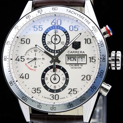 레플리카 [태그호이어] 남성용 까레라 칼리버 16 크로노그래프 화이트 다이얼 오토매틱 무브먼트 TAG0200  