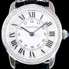 레플리카 [까르띠에] 여성용 솔로 드 까르띠에 WR000251 화이트 다이얼 쿼츠 무브먼트 CAR0512  