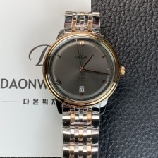 레플리카 [오메가] 남성용 드빌 프레스티지 434.20.40.20.06.001 오토매틱 Cal.8800타입 40mm 18K 로즈골드 메탈줄 그레이 다이얼 omg20216  