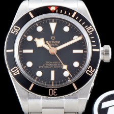 레플리카 [튜더] 남성용 헤리티지 블랙 베이 m79230n-0002 데일리워치!! 블랙 다이얼 브레이슬릿 ETA 2824-A2오토매틱 무브먼트 TUD0305  