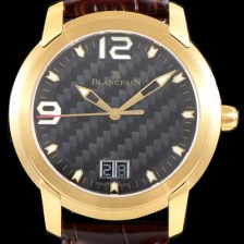 레플리카 [블랑팡] 남성용 L-에볼루션 R10-1103-53B 그랑데 빅데이트 타입 UP!! 고급스러운 18K옐로우골드 케이스 블랙 텍스쳐드 다이얼 Cal.6950 오토매틱 무브먼트 BLA4201  