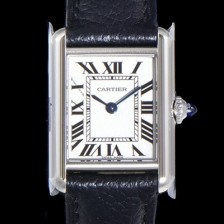 레플리카 [까르띠에] 여성용 탱크 머스트 WSTA0042 로마 인덱스 29.5mm 화이트 다이얼 가죽줄 쿼츠 무브먼트 CAR08316  