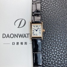 레플리카 [까르띠에] 여성용 탱크 루이스 미니 WGTA0212 18K 로즈골드 24mm 가죽줄 쿼츠 무브먼트 화이트 다이얼 car69375  