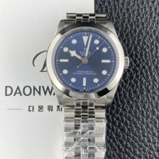 레플리카 [튜더] 남성용 블랙베이 원 M79660 메탈줄 39mm 오토매틱 2824 타입 블루 다이얼 tud5141  