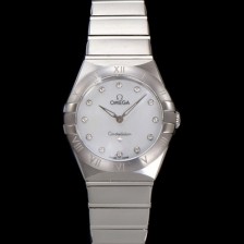 레플리카 [오메가] 여성용 컨스틀레이션 131.10.28.60.55.001 쿼츠 무브먼트 28mm 화이트 자개 다이얼 omg0144  