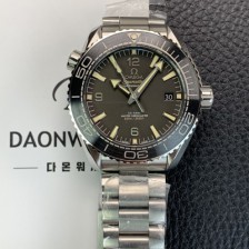 레플리카 [오메가] 남성용 씨마스터 신제품 215.30.44.21.01.002 플래닛 오션 600m 코-액시얼 마스터 크로노미터 43.5mm 오토매틱 Cal.8900 타입 메탈줄 딤그레이 다이얼 omg0194  