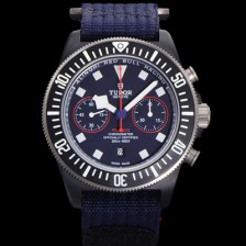 레플리카 [튜더] 남성용 펠라고스 블랙 풀 카본+티타늄 M25807KN-0001 오토매틱 무브먼트 블루 다이얼 tud4249  