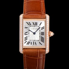 레플리카 [까르띠에] 여성용 신상 탱크 WJTA0038 큐빅베젤 실버 다이얼 33.7mm 로즈골드 악어가죽 쿼츠 무브먼트 car69357  