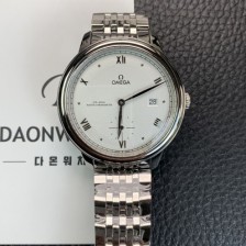 레플리카 [오메가] 남성용 드빌 스몰 434.10.41.20.02.001 세컨즈 마스터 크로노미터 41mm 오토매틱 Cal.8802 타입 실버 다이얼 omg0210  