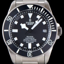 레플리카 [튜더] 남성용 폴라고 블랙 다이얼 오토매틱 무브먼트 TUD4243  