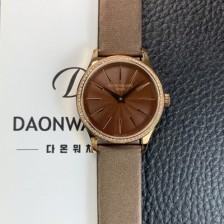 레플리카 [파텍필립] 여성용 칼라트라바 4897R-001 나토천/가죽줄 18K 로즈골드 33mm 오토매틱 Cal.324 타입 브라운 다이얼 pat2253  